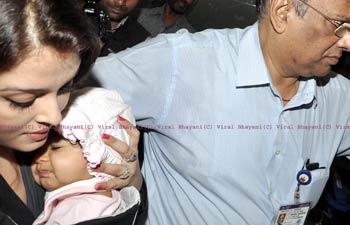 Aishwarya Rai Baby Girl Aaradhya