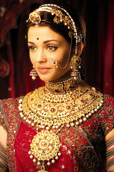 Aishwarya Rai Wedding Dress