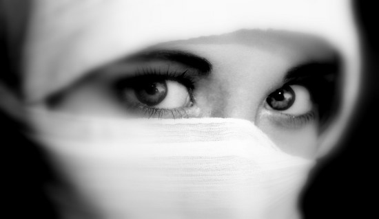 Beautiful Eyes Pics In Hijab