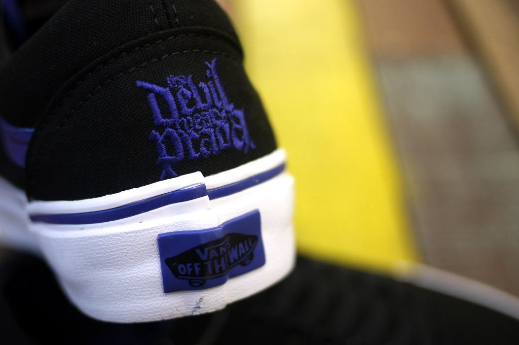 Devil Wears Prada Band Logo