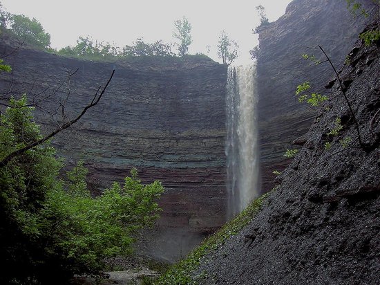 Devils Punch Bowl