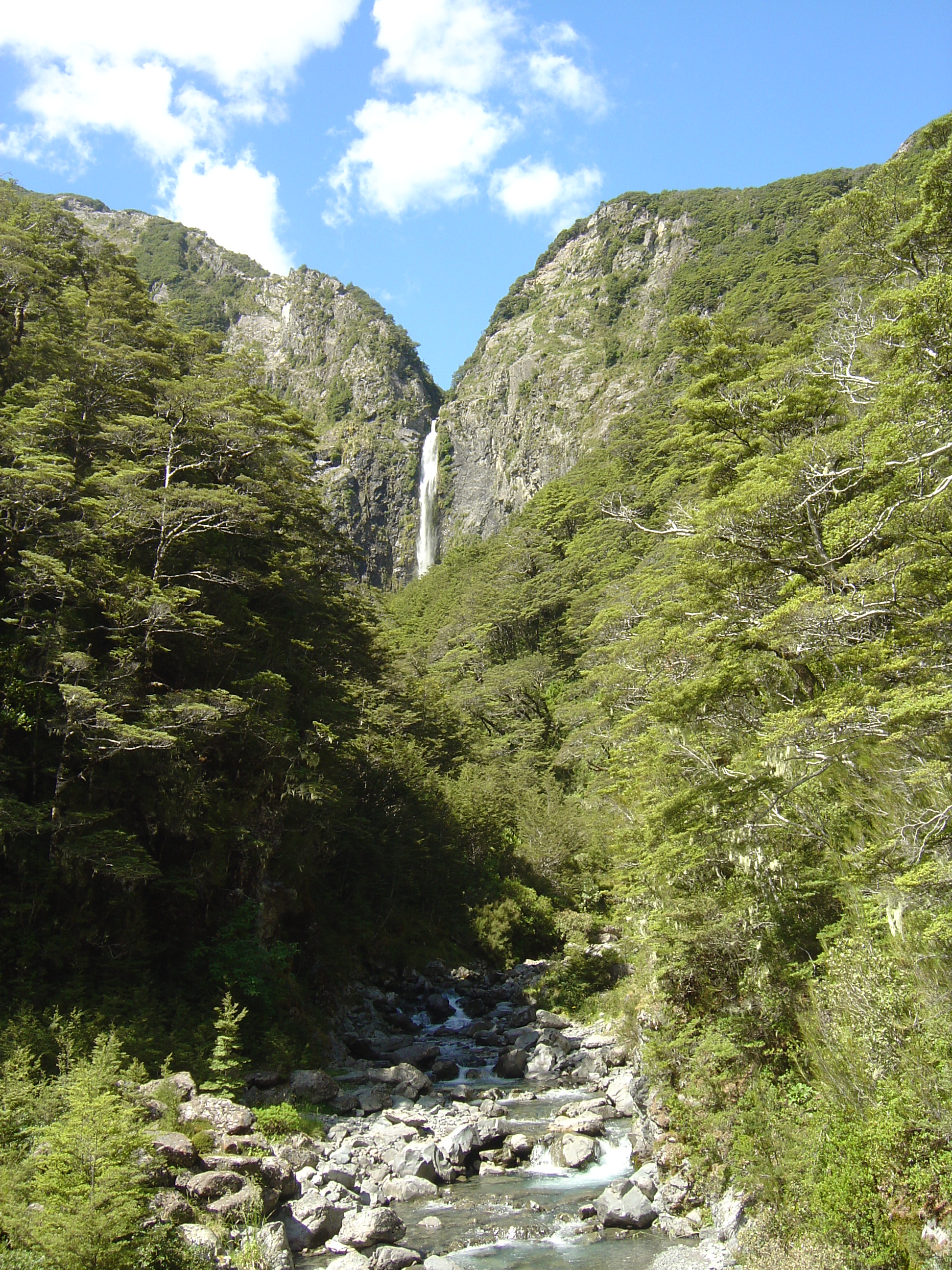 Devils Punch Bowl