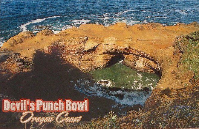 Devils Punch Bowl Oregon