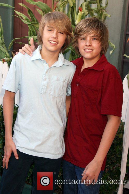 Dylan Sprouse Hotter Than Cole Sprouse
