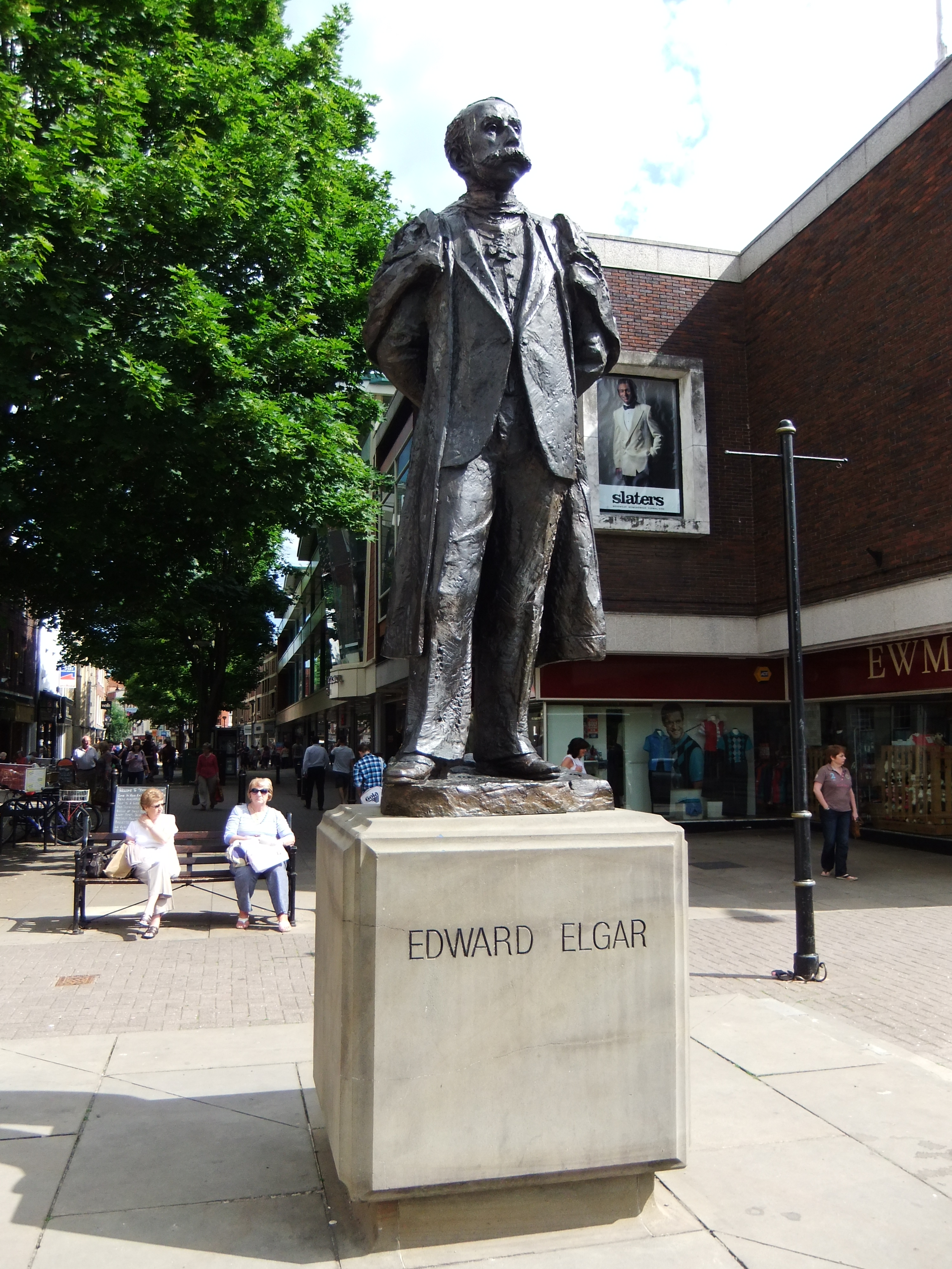 Edward Elgar Statue