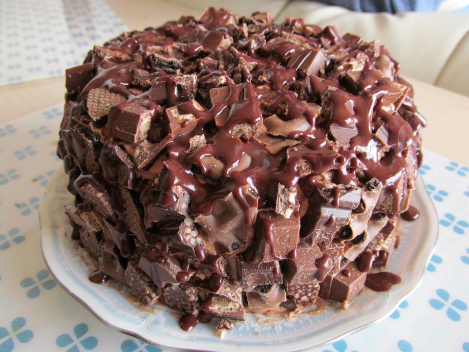 Hershey Chocolate Candy Bar Cake