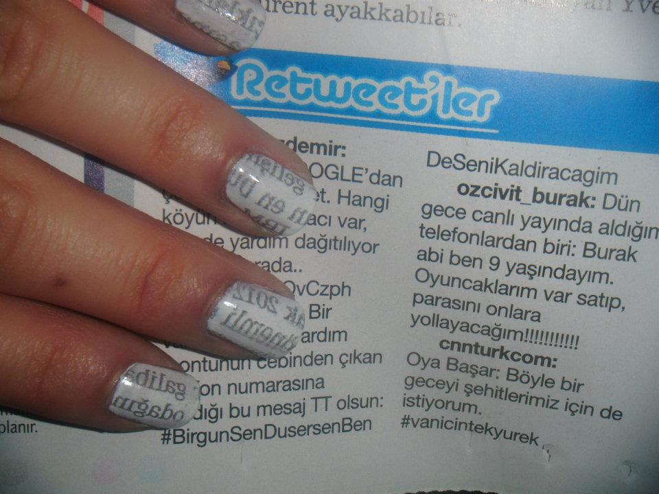 How To Do Newspaper Nails With Water