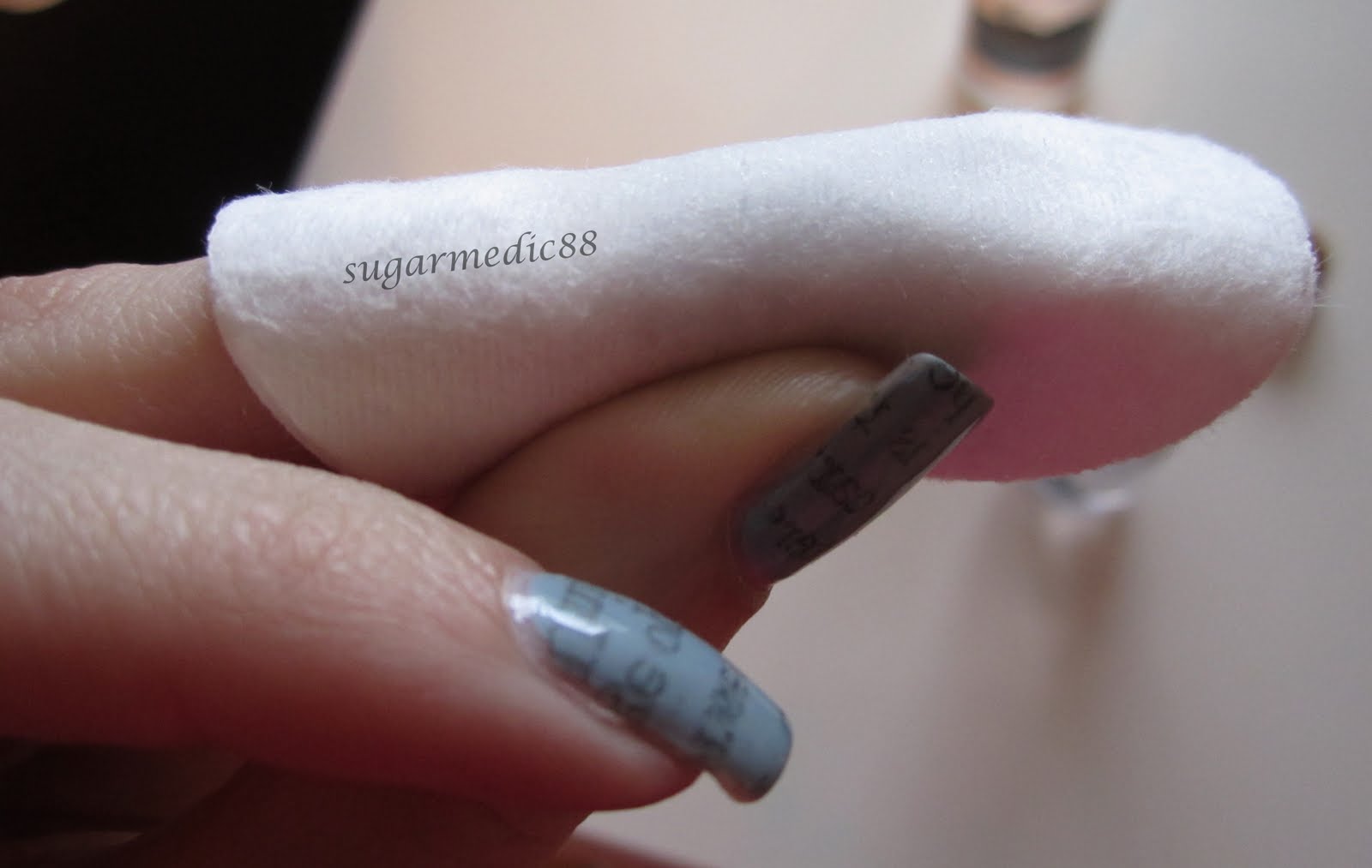 How To Make Newspaper Nails Without Newspaper