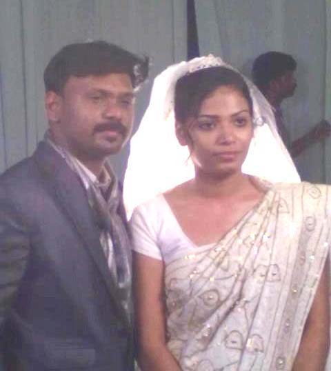 Idea Star Singer Vivekanandan Marriage Pics