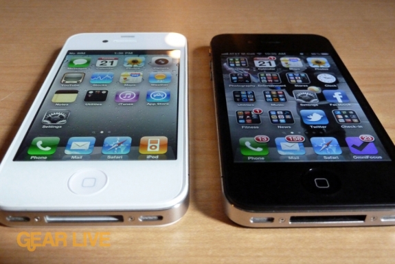 Iphone 4s White And Black Comparison