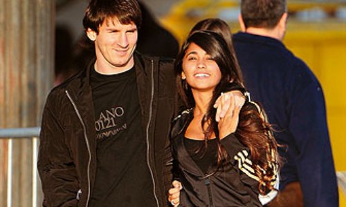 Lionel Messi Girlfriend Pictures