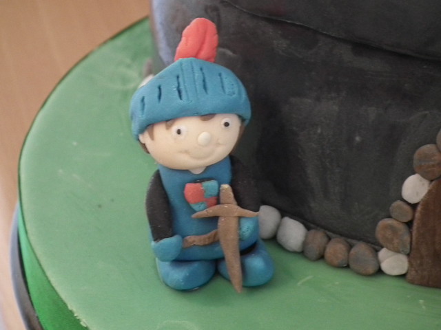 Mike The Knight Cake Designs