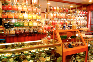 Old Fashioned Candy Shoppe