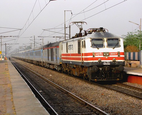 Pictures Of Indian Railway Trains