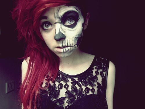 Pretty Candy Skull Makeup