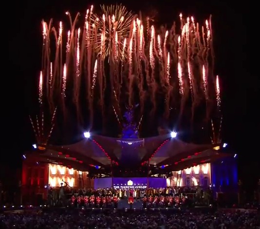 Queen Elizabeth Diamond Jubilee Concert Video