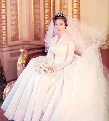 Queen Elizabeth Ii Coronation Dress