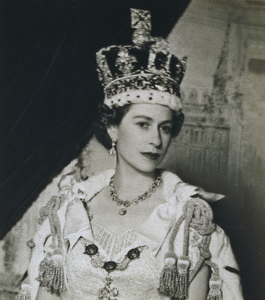 Queen Elizabeth Ii Coronation Dress