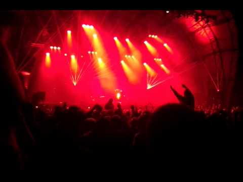 Skrillex Devils Den Live