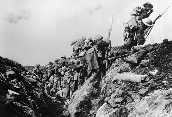 World War 1 Soldiers In Trenches