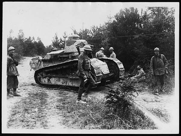 World War 1 Tanks Pictures